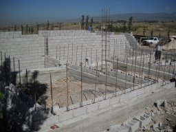 Moush Model Slideshow